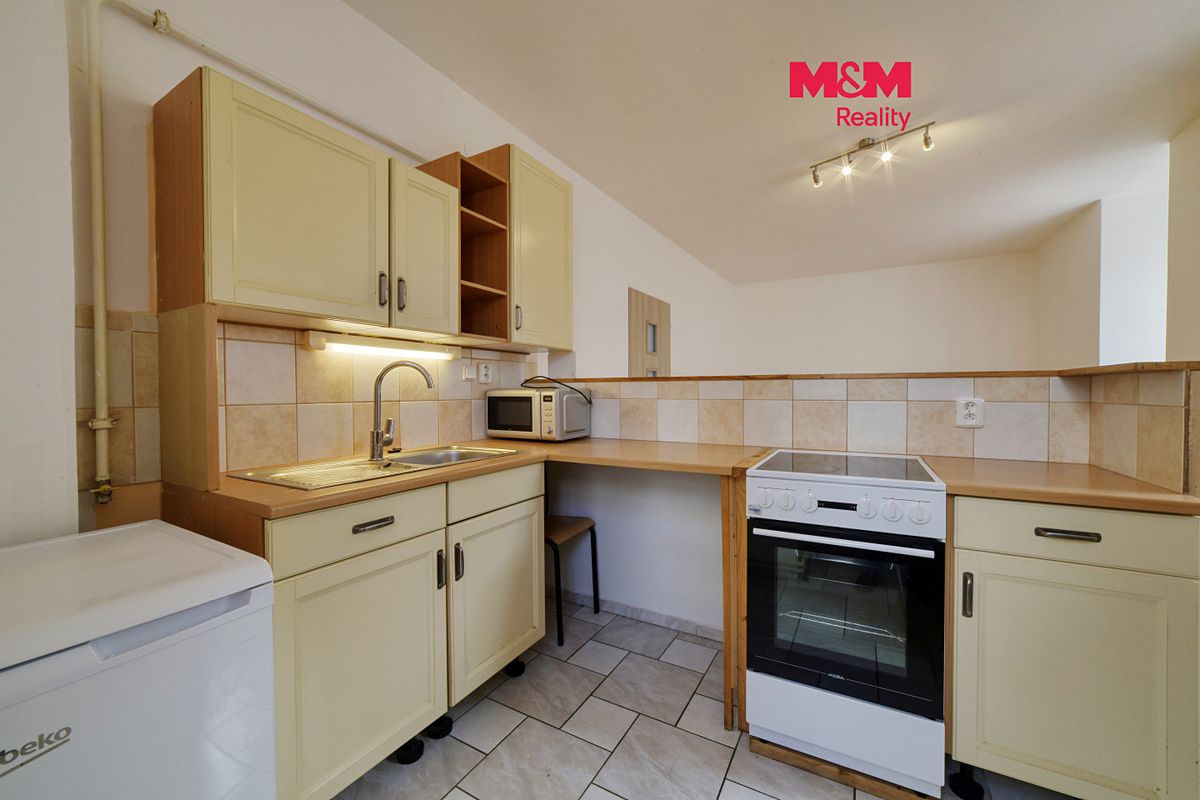 Pronájem bytu 1+kk 27 m²